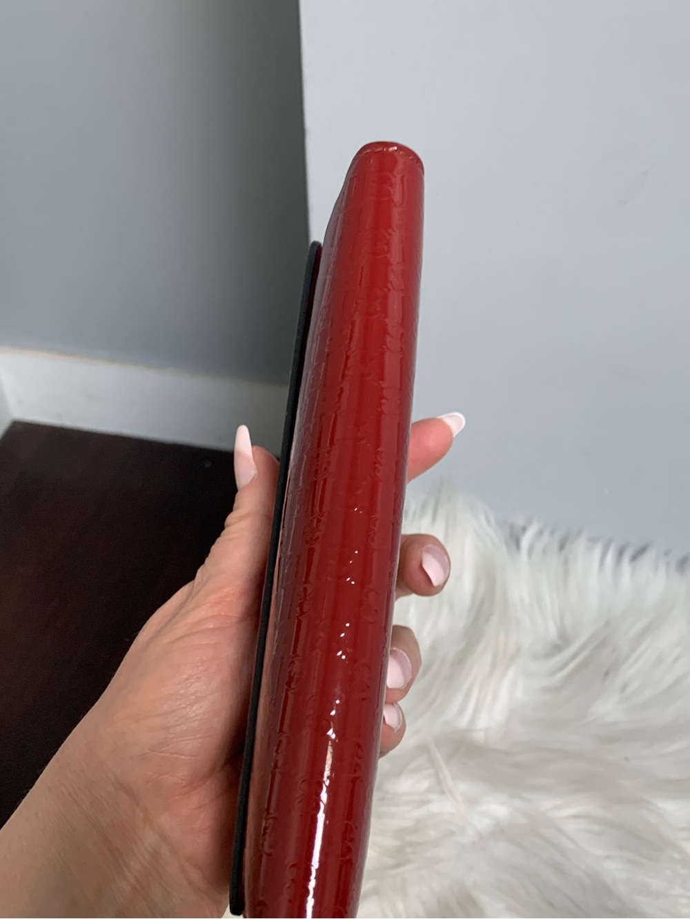 Authentic red patent leather Gucci long wallet w heart snap ❤️ - Picture 7 of 16